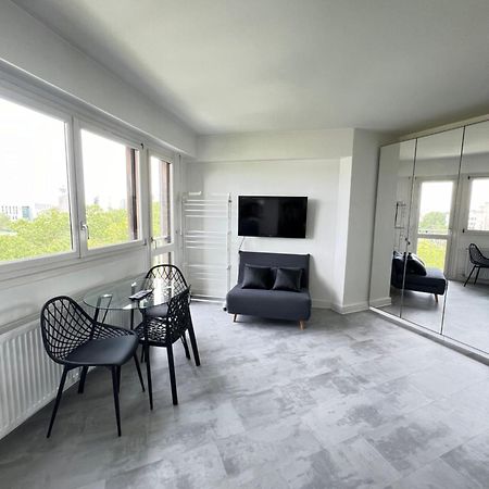Apartment Home In Paris With View, 15Min Direct To Center Kültér fotó