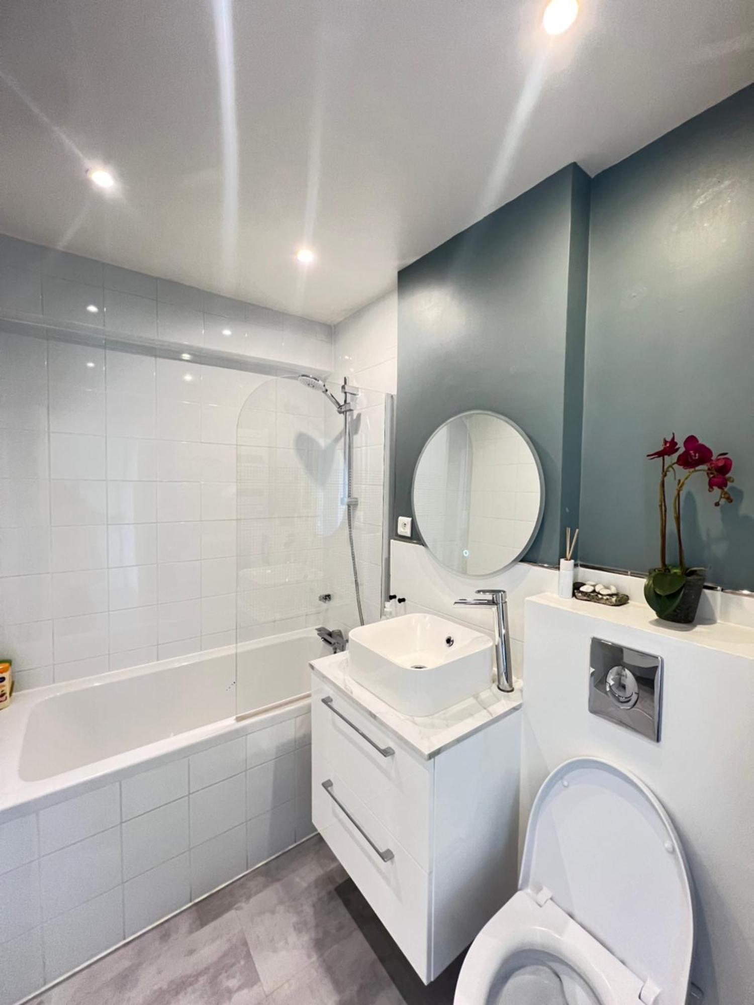Apartment Home In Paris With View, 15Min Direct To Center Kültér fotó